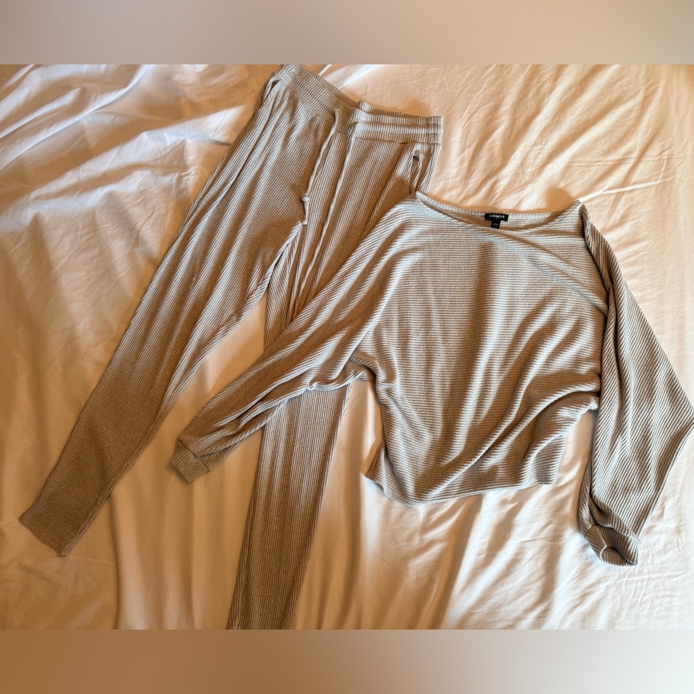 Cozy Ribbed Two-Piece Lounge Set in Light gray